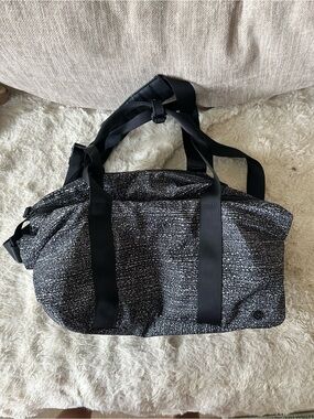 lululemon gym bag poshmark Lululemon Gym Bag for Sale up to 90% Off: Poshmark
